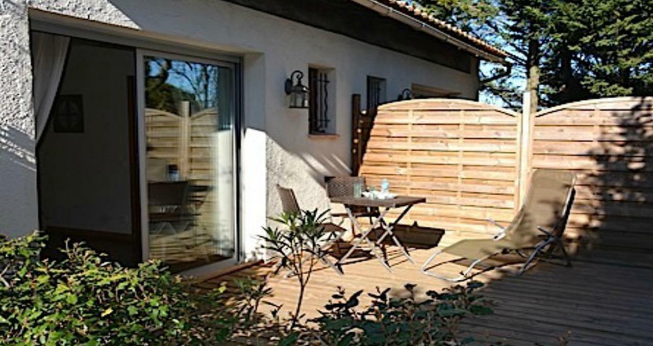 Le Jardin De La Cite Bed and Breakfast Carcassonne Eksteriør billede
